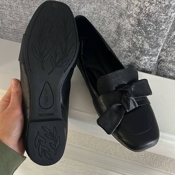 Born Carrine Bow detail loafers